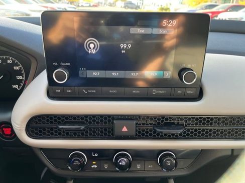 Certified 2023 Honda HR-V LX image 8