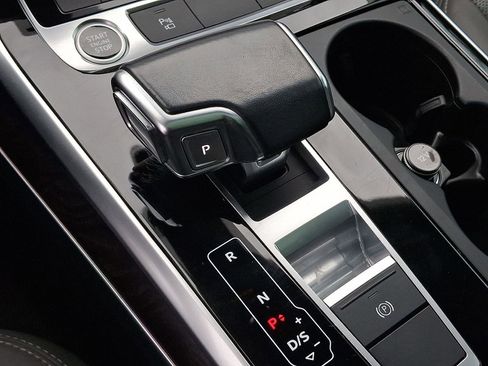 Used 2021 Audi Q8 Premium Plus w/ Premium Plus Package image 15