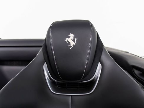 Certified 2024 Ferrari Roma Spider RWD image 45