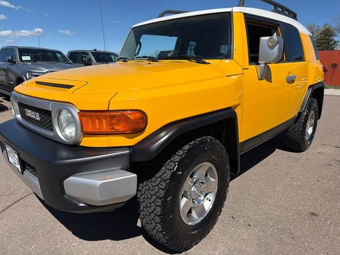 Used 2008 Toyota FJ Cruiser 4WD image 3