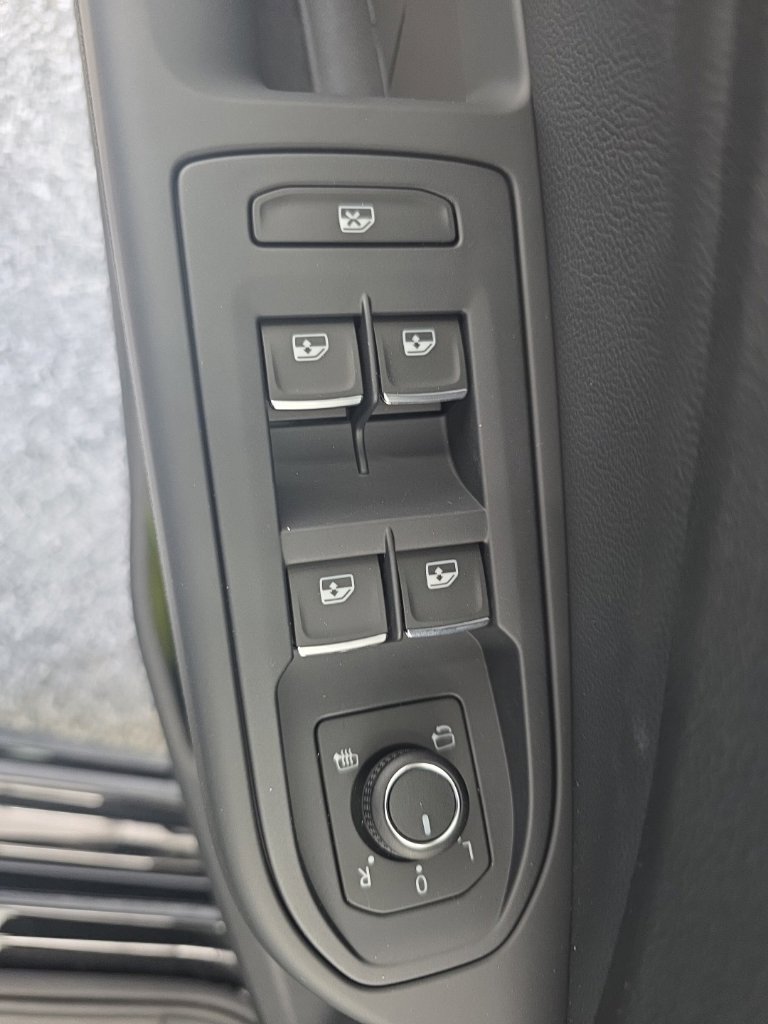 New 2026 Volkswagen Golf AWD/4WD image 25