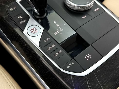 Used 2021 BMW 330i Sedan w/ Convenience Package image 10