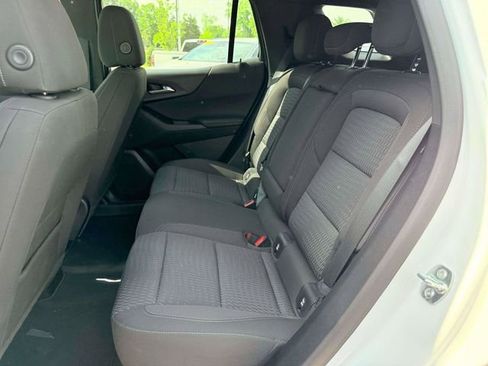 Used 2026 Chevrolet Equinox LT FWD image 12