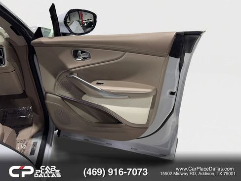 Used 2021 Aston Martin DBX image 28