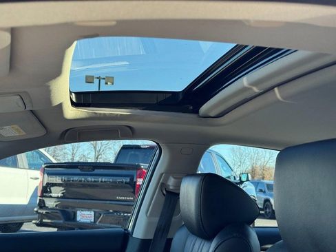 Used 2022 Honda Accord Touring image 25