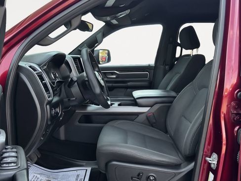 Used 2019 RAM 1500 Big Horn AWD/4WD image 12