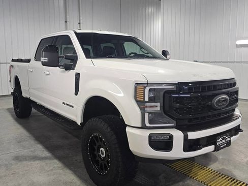 Used 2021 Ford F250 Lariat image 4
