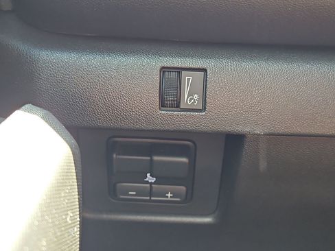 Certified 2024 Chevrolet Colorado LT w/ LT Convenience Package II RWD image 24