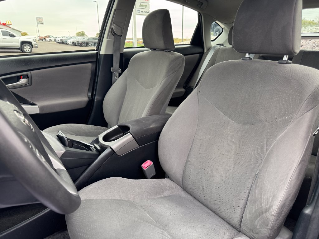 Used 2012 Toyota Prius Three FWD image 18