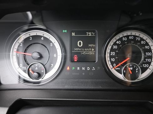 Used 2018 RAM 1500 Express w/ Express Value Package AWD/4WD image 32