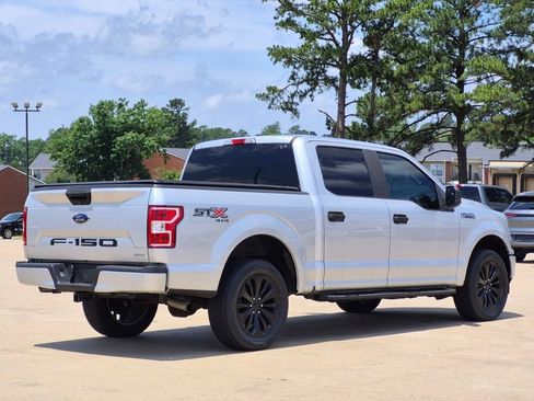 Used 2018 Ford F150 XL w/ Equipment Group 101A Mid AWD/4WD image 4
