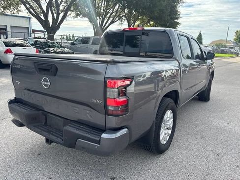 Used 2022 Nissan Frontier SV w/ SV Premium Package RWD image 5