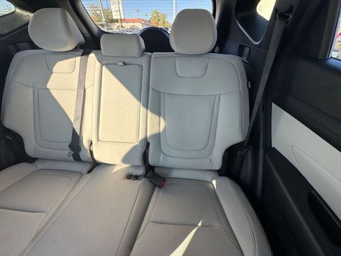 Used 2025 Hyundai Tucson Blue image 35