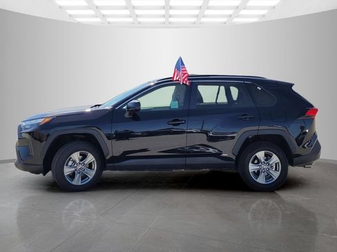 Used 2024 Toyota RAV4 LE AWD/4WD image 7