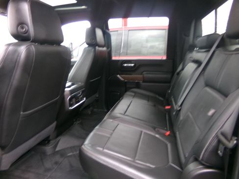 Used 2023 Chevrolet Silverado 2500 High Country w/ Z71 Off-Road Package image 17