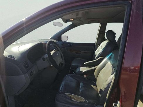 Used 2006 Toyota Sienna image 6