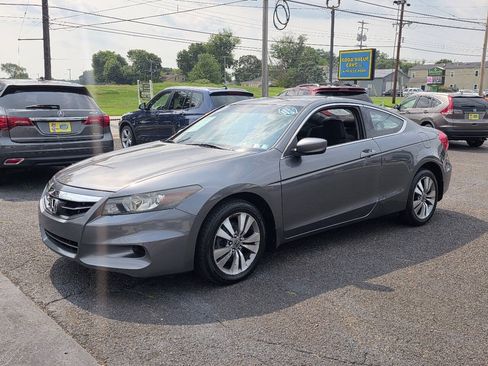 Used 2012 Honda Accord EX image 1