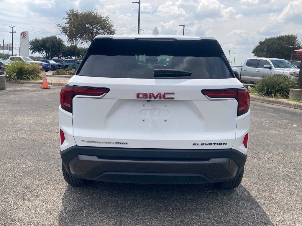 Used 2026 GMC Terrain Elevation AWD/4WD image 6