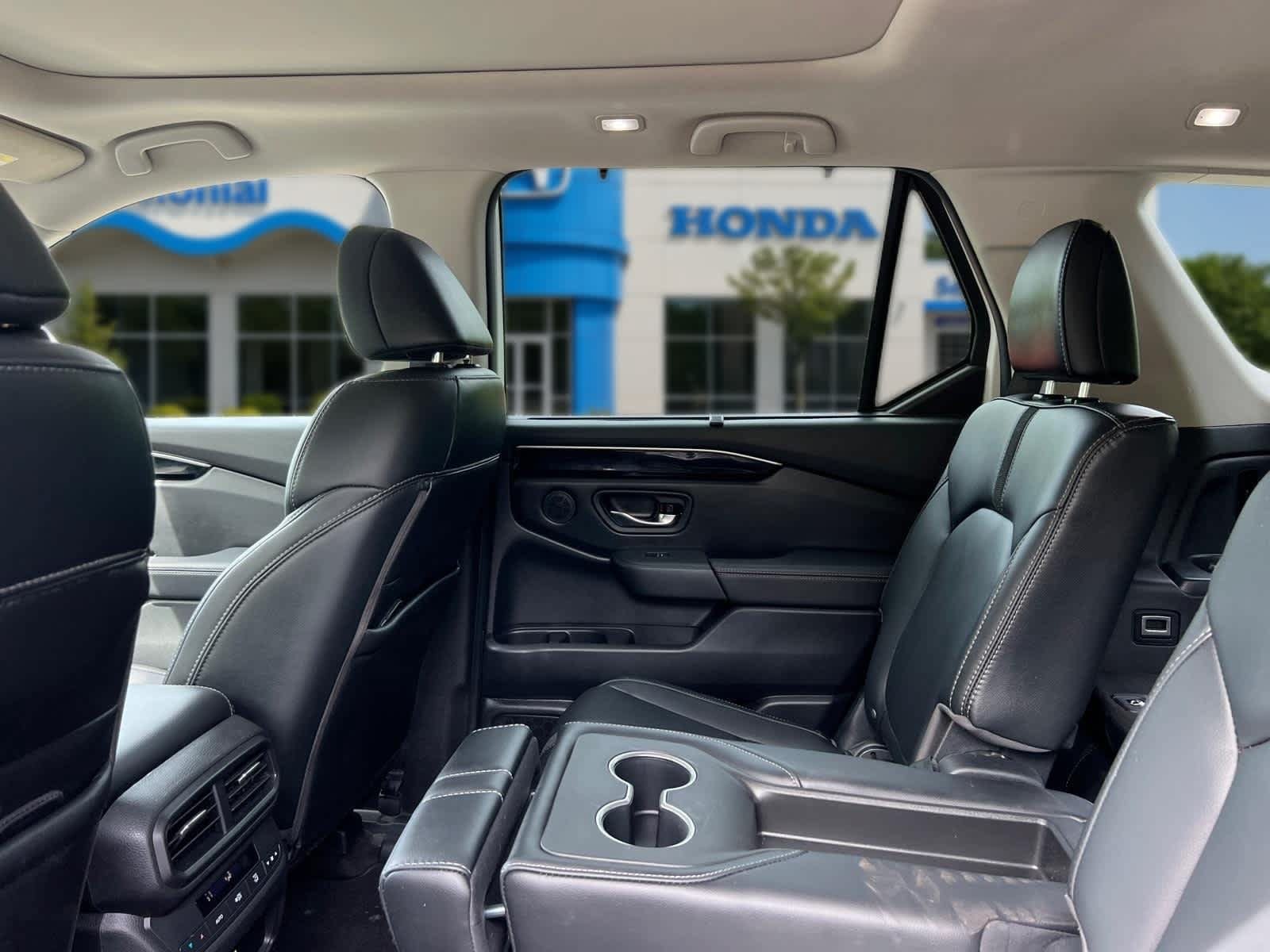Used 2024 Honda Pilot Touring image 25
