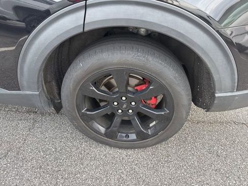 Certified 2020 Ford Explorer ST w/ ST Street Pack image 8