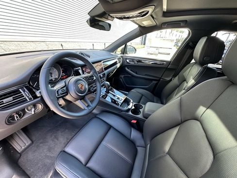 Used 2026 Porsche Macan S AWD/4WD image 4