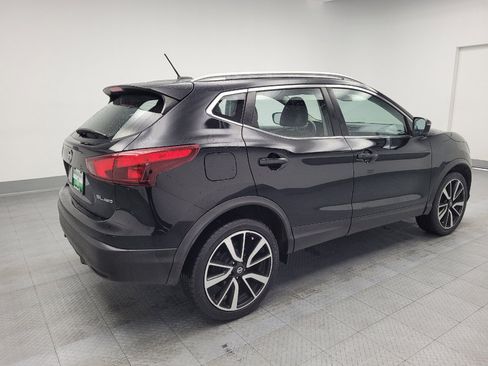 Used 2017 Nissan Rogue Sport SL w/ SL Premium Package image 9