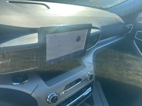 Certified 2023 Ford Explorer XLT w/ Equipment Group 202A image 15