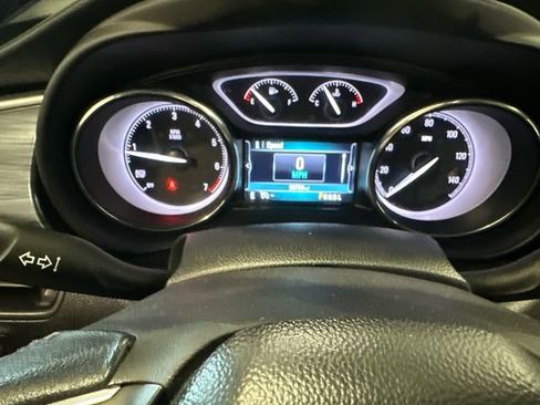 Used 2020 Buick Envision Essence w/ Experience Buick Package image 19