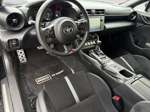 Used 2023 Toyota GR86 Premium w/ ALL Weather Mat Package (TMS) RWD image 15