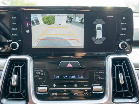 Certified 2023 Kia Sorento EX AWD/4WD image 24