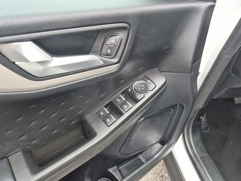 Certified 2020 Ford Escape SE Sport image 10