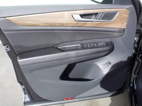 New 2026 Volkswagen Atlas SE AWD/4WD image 9