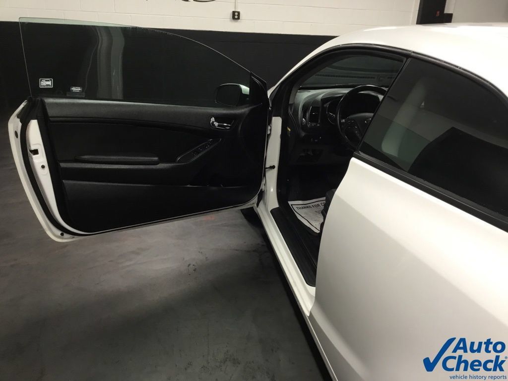 Used 2015 Kia Forte Koup EX FWD image 17