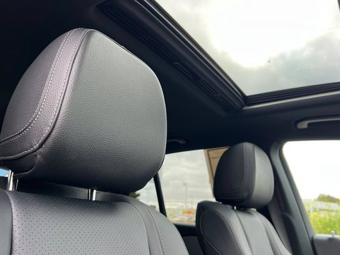 Used 2024 Mercedes-Benz GLE 350 4MATIC image 21