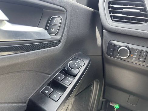 Used 2024 Ford Escape ST-Line w/ Tech Pack #1 AWD/4WD image 10