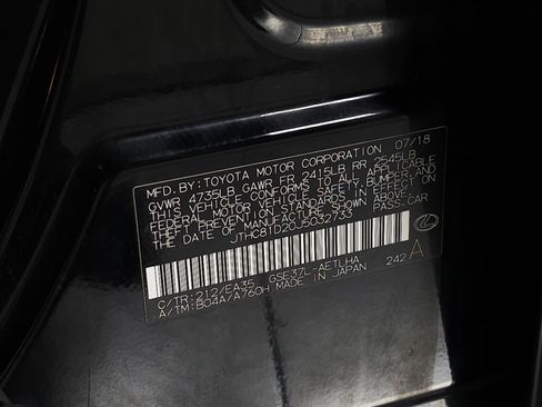 Used 2018 Lexus IS 300 F Sport w/ F Sport Package image 29