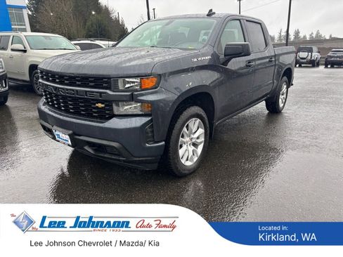 Certified 2022 Chevrolet Silverado 1500 Custom image 1