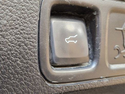 Used 2020 Ford Expedition Platinum image 20