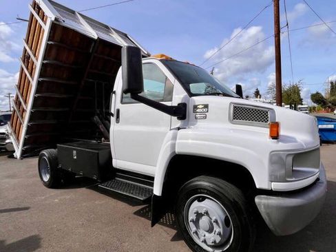 Used 2008 Chevrolet Kodiak C4500 2WD Regular Cab image 12