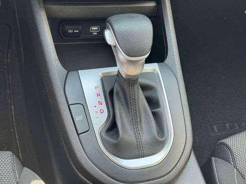 Used 2023 Kia Forte LXS image 27