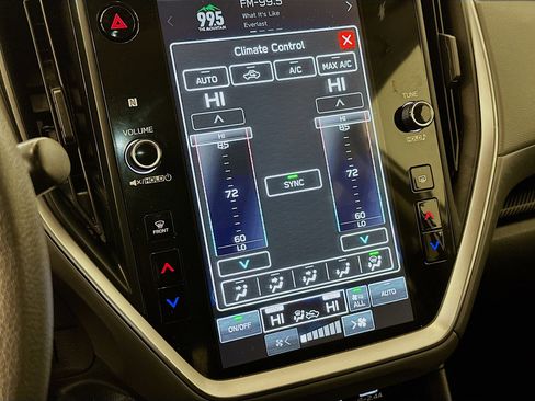 Used 2024 Subaru Crosstrek 2.0i Premium image 23