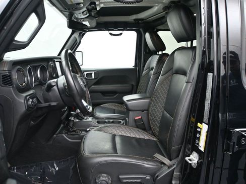 Used 2021 Jeep Wrangler Unlimited Sahara AWD/4WD image 7
