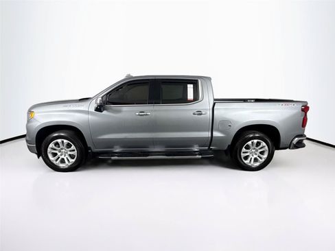 Used 2023 Chevrolet Silverado 1500 LTZ AWD/4WD image 13