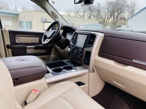 Used 2014 RAM 1500 Laramie w/ Convenience Group image 22