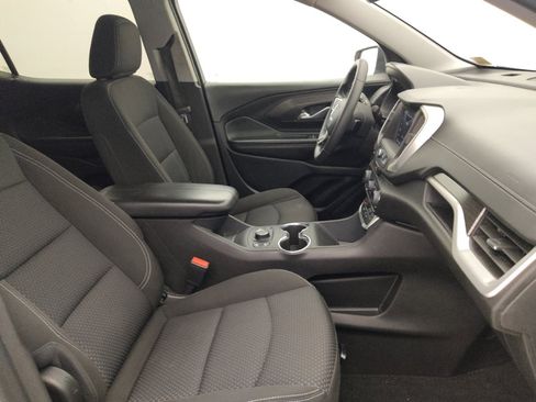 Used 2024 GMC Terrain SLE w/ Driver Convenience Package FWD image 21