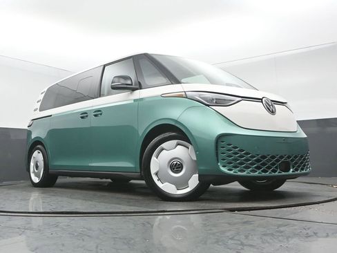 Used 2025 Volkswagen ID. Buzz 1st Edition image 25