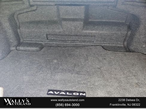 Used 2013 Toyota Avalon XLE Premium FWD image 34