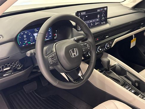 New 2025 Honda Accord EX-L image 16