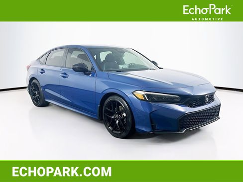 Used 2025 Honda Civic Sport image 1