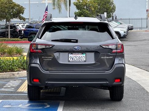 Certified 2025 Subaru Outback Premium AWD/4WD image 5